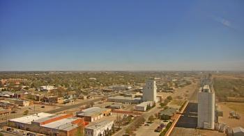 Weather camera view of Garden City Coop Inc - city center.