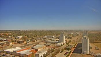 Weather camera view of Garden City Coop Inc - city center.