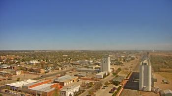 Weather camera view of Garden City Coop Inc - city center.