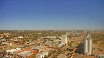 Weather camera view of Garden City Coop Inc - city center.