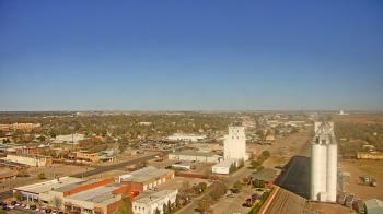 Weather camera view of Garden City Coop Inc - city center.
