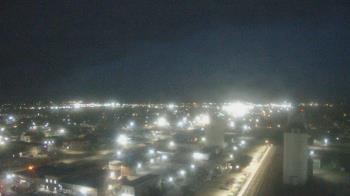 Weather camera view of Garden City Coop Inc - city center.