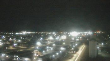 Weather camera view of Garden City Coop Inc - city center.