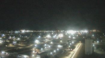 Weather camera view of Garden City Coop Inc - city center.