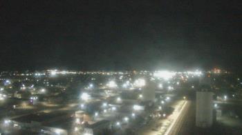 Weather camera view of Garden City Coop Inc - city center.