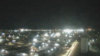 Weather camera view of Garden City Coop Inc - city center.