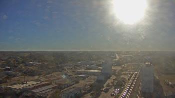 Weather camera view of Garden City Coop Inc - city center.