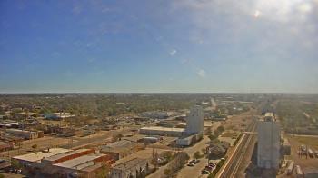 Weather camera view of Garden City Coop Inc - city center.