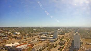 Weather camera view of Garden City Coop Inc - city center.