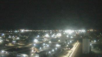 Weather camera view of Garden City Coop Inc - city center.
