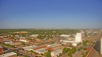 Weather camera view of Garden City Coop Inc - city center.