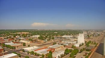 Weather camera view of Garden City Coop Inc - city center.