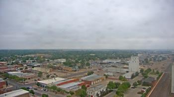 Weather camera view of Garden City Coop Inc - city center.