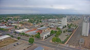 Weather camera view of Garden City Coop Inc - city center.