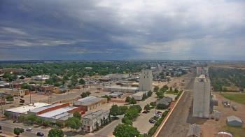 Weather camera view of Garden City Coop Inc - city center.