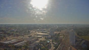 Weather camera view of Garden City Coop Inc - city center.