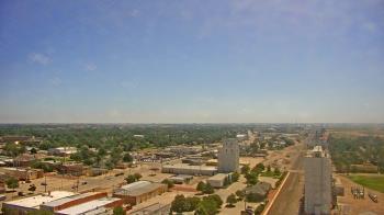 Weather camera view of Garden City Coop Inc - city center.