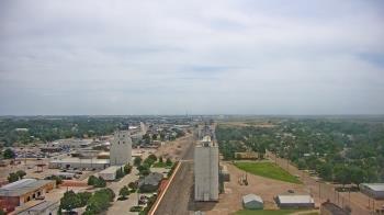 Weather camera view of Garden City Coop Inc - city center.