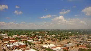 Weather camera view of Garden City Coop Inc - city center.