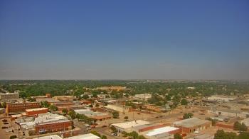 Weather camera view of Garden City Coop Inc - city center.