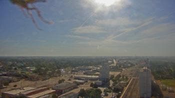 Weather camera view of Garden City Coop Inc - city center.
