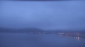 Weather camera view of Wyndham Garden Lake Guntersville.