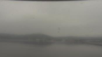 Weather camera view of Wyndham Garden Lake Guntersville.
