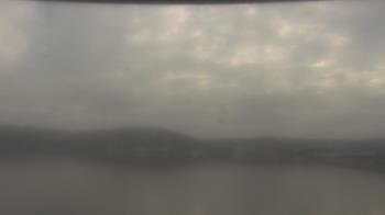Weather camera view of Wyndham Garden Lake Guntersville.