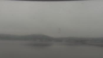Weather camera view of Wyndham Garden Lake Guntersville.