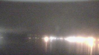 Weather camera view of Wyndham Garden Lake Guntersville.