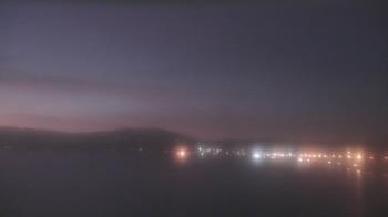 Weather camera view of Wyndham Garden Lake Guntersville.