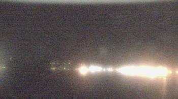 Weather camera view of Wyndham Garden Lake Guntersville.