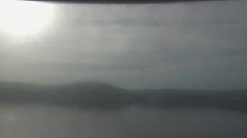 Weather camera view of Wyndham Garden Lake Guntersville.