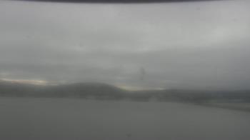 Weather camera view of Wyndham Garden Lake Guntersville.