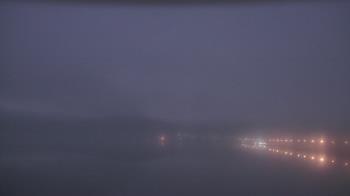 Weather camera view of Wyndham Garden Lake Guntersville.