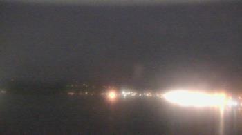 Weather camera view of Wyndham Garden Lake Guntersville.