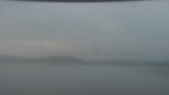 Weather camera view of Wyndham Garden Lake Guntersville.