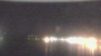 Weather camera view of Wyndham Garden Lake Guntersville.