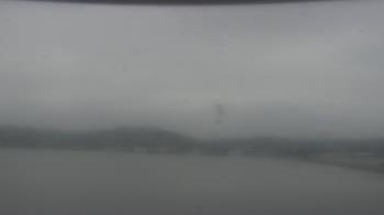Weather camera view of Wyndham Garden Lake Guntersville.