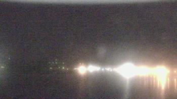 Weather camera view of Wyndham Garden Lake Guntersville.