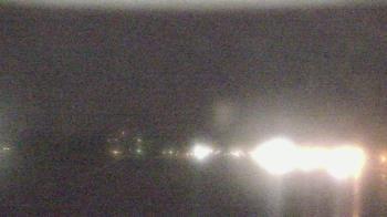 Weather camera view of Wyndham Garden Lake Guntersville.
