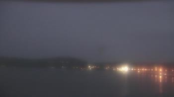 Weather camera view of Wyndham Garden Lake Guntersville.
