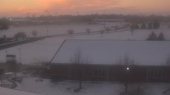 Weather camera view of Greensburg Cmty Schools.