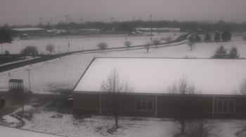 Weather camera view of Greensburg Cmty Schools.