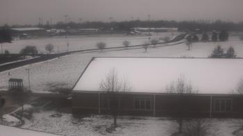 Weather camera view of Greensburg Cmty Schools.