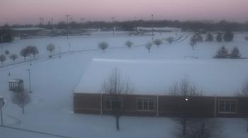 Weather camera view of Greensburg Cmty Schools.