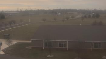 Weather camera view of Greensburg Cmty Schools.