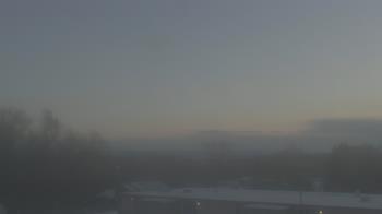 Weather camera view of Mountain View Elem School.