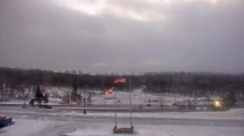 Weather camera view of Garrett County EMA - Grantsville County Roads.