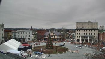 Weather camera view of Blue and Gray Bar and Grill.
